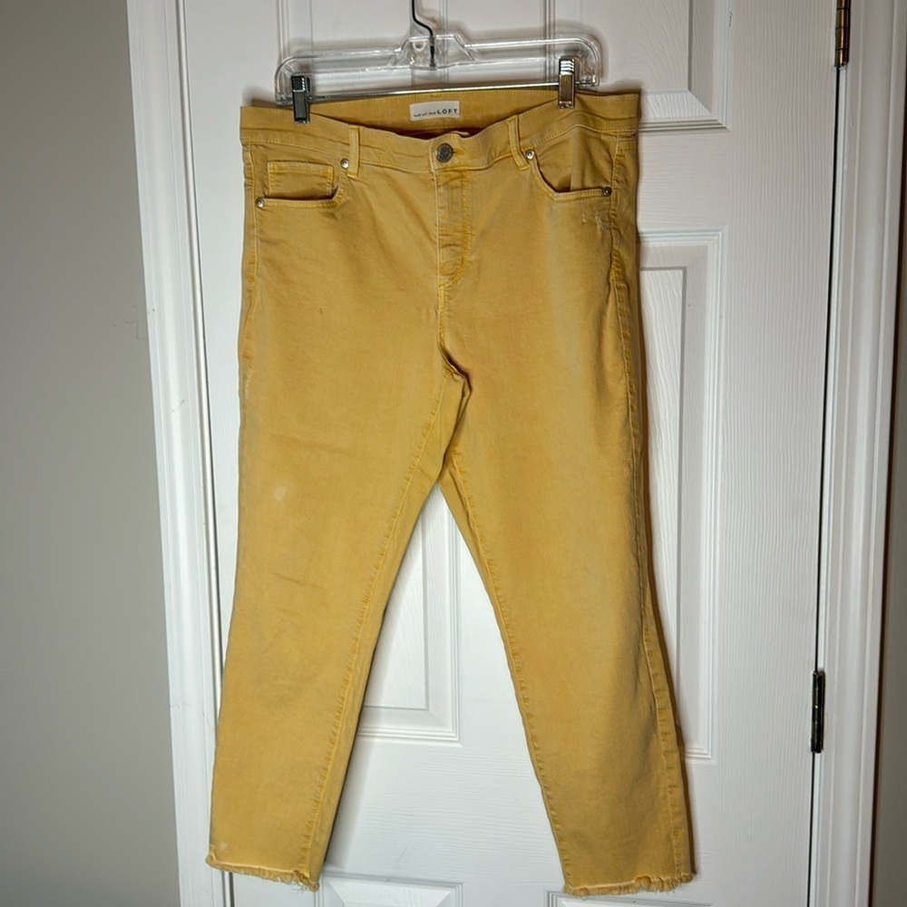 Loft Curvy Skinny Crop denim jeans - size 12/31